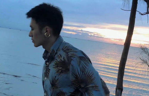 谈恋爱忽冷忽热是正常的吗为什么男生恋爱时会忽冷忽热(谈对象忽冷忽热最好么)