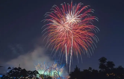 南京2021年放烟花