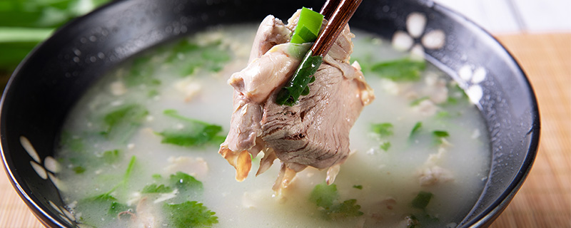 炖羊肉怎么炖好吃又烂无膻味炖羊肉最佳配料(炖羊肉怎么炖的好吃)