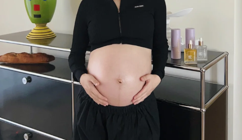 32岁生孩子会不会老的快32岁生孩子身材容易恢复吗(32岁生孩子身材还能恢复吗)