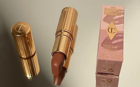 CharlotteTilbury新色superfabulous什么颜色CT口红superfabulous上嘴试色(charlotte tilbury口红真假辨别)