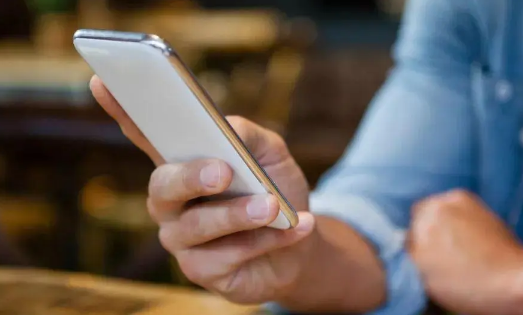 显眼包啥梗什么意思​热梗显眼包出自哪方面