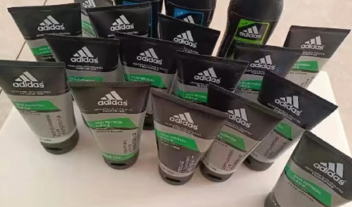 阿迪达斯洗面奶是哪个公司生产的