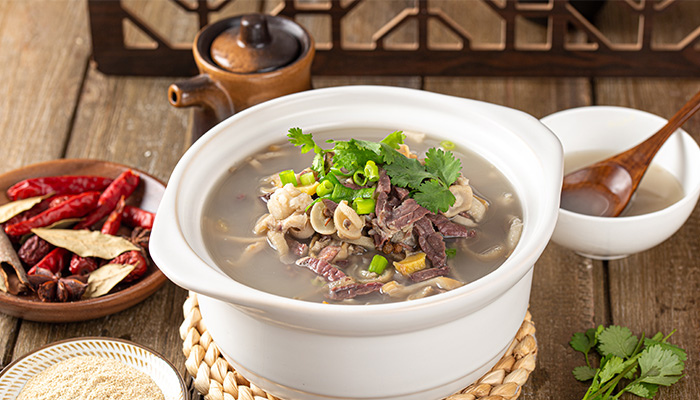 炖羊肉汤怎么做家常的