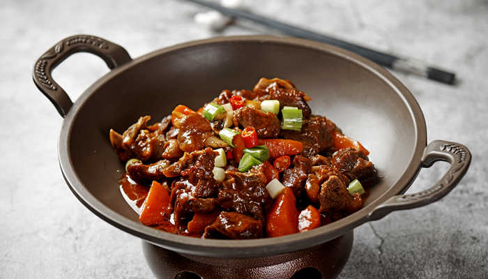 羊肉和什么一起炒比较好吃