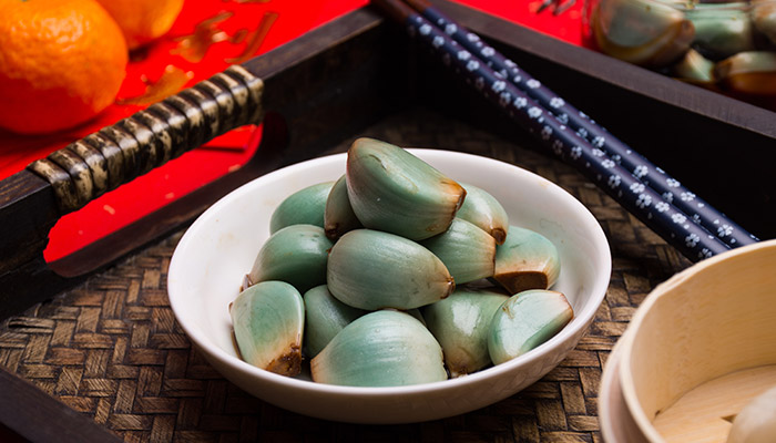 每天吃腊八蒜有什么好处