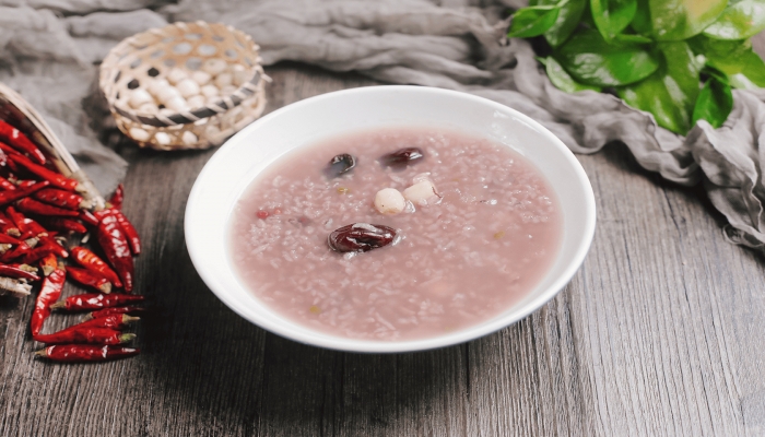 腊八粥和八宝粥有什么不一样