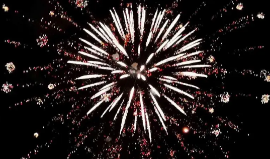 2024常州西太湖跨年烟花秀什么时候开始2024常州西太湖跨年烟花秀表演时间是怎样的(多彩贵州风演出时间)