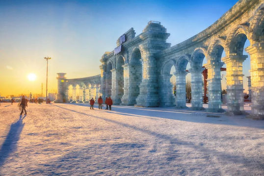 哈尔滨冬天穿棉服可以吗