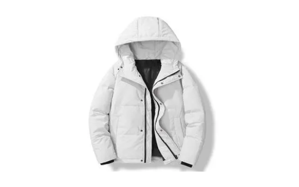 羽绒服里面穿的越少越好