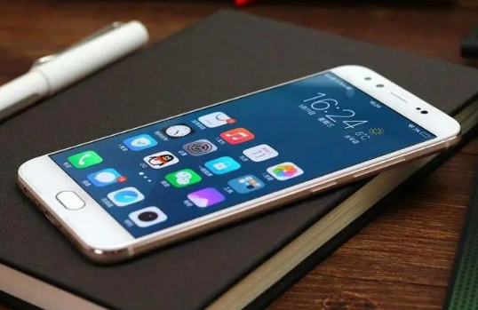 哈尔滨冬天手机能在室外用吗