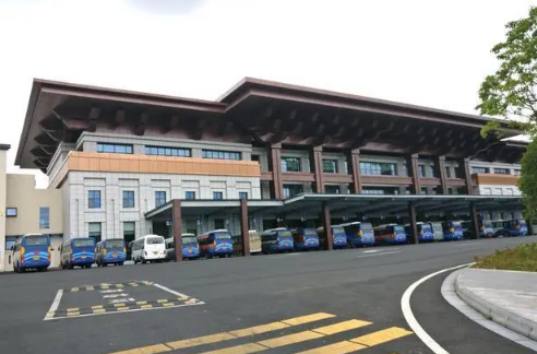 汽车站过年的时候一般发车吗