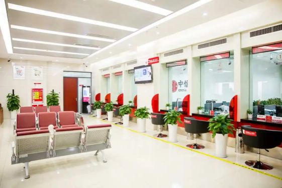 过年银行下班吗