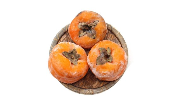 冻柿子和牛奶能一起吃会死吗