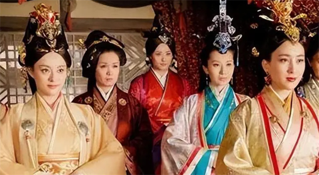 刘备死时刘禅年龄