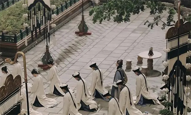 古代妃子下葬要堵住九窍