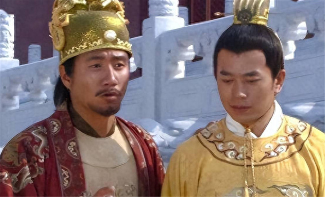 朱标死后朱元璋为何不立朱棣呢朱元璋：不是不想是不能(朱标不是朱元璋的嫡子)