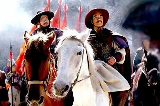 李自成当了42天皇帝他做了3件事最后将自己送上绝路(李自成41天皇帝失败的原因)