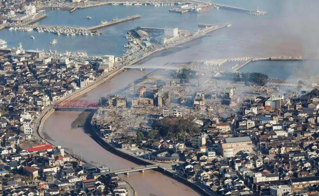 日本对中国的援助近40年