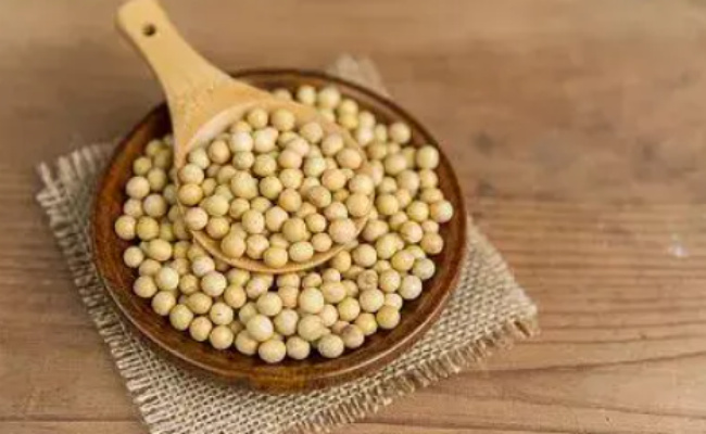 老年人抑郁症吃什么食物好老年人抑郁症怎么治愈(老年人抑郁症治疗以什么治疗为主)