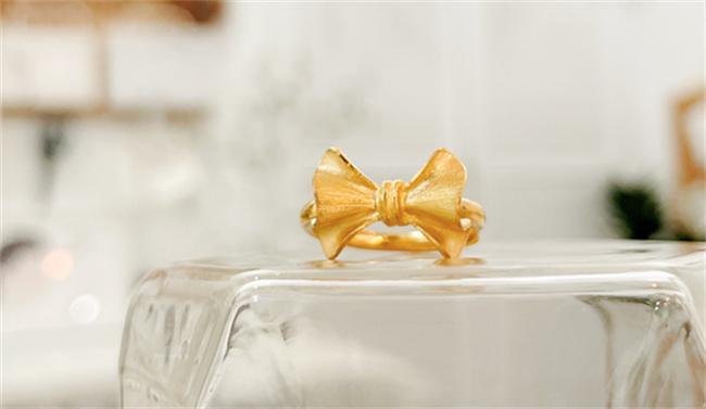 ​沙金和黄金有什么区别沙金和黄金肉眼能看出来吗(黄金和沙金肉眼能分别出来吗)