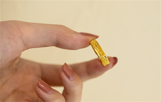 黄金和沙金肉眼能分别出来吗