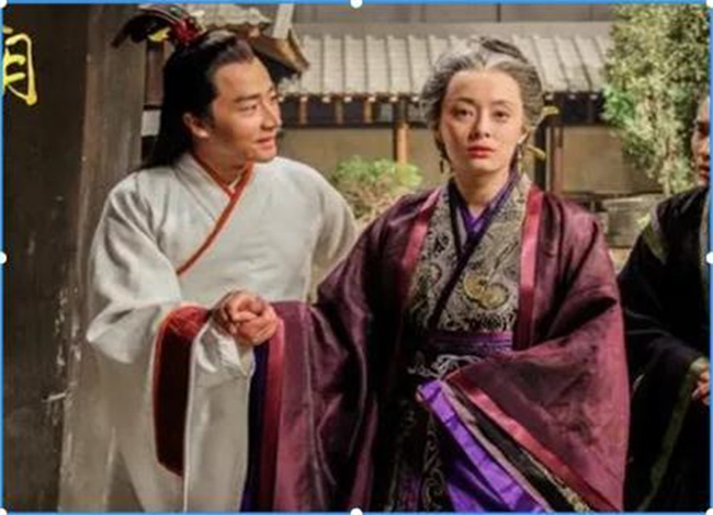 芈月让男宠魏丑夫殉葬大臣庸芮问了个问题芈月改变主意(芈月和魏丑夫什么关系)