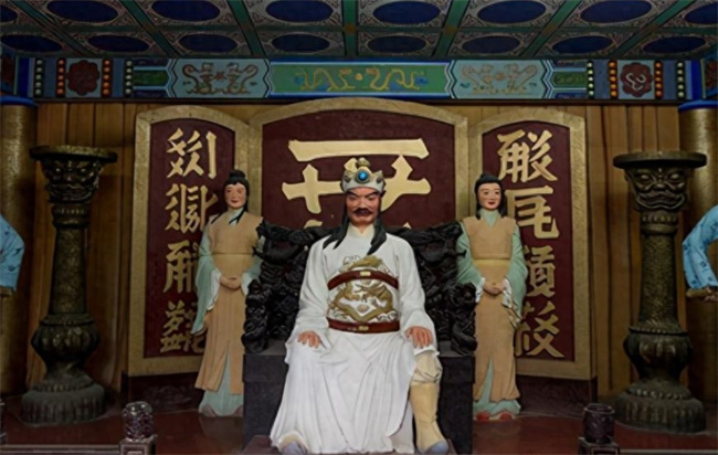 为啥说宋朝皇帝用担子担