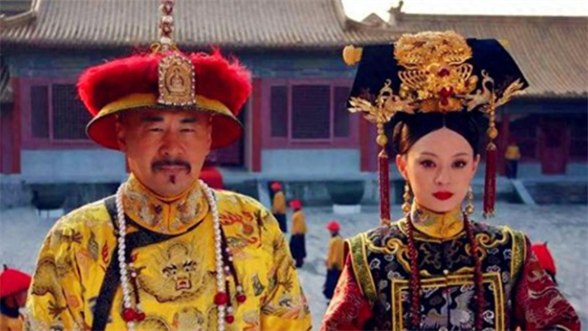 和康熙一起陪葬的都有谁