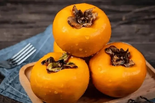 冻柿子能和地瓜干一起吃吗