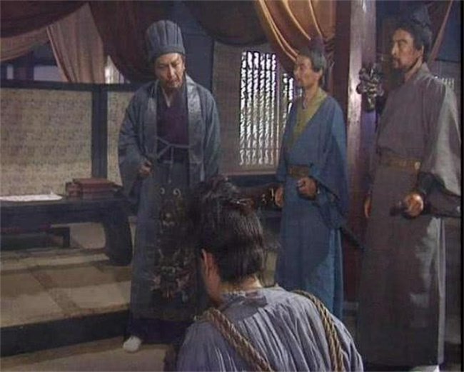 为何马谡一失守街亭诸葛亮就要全线撤退论街亭的重要性(三国演义马谡街亭失守的原因)