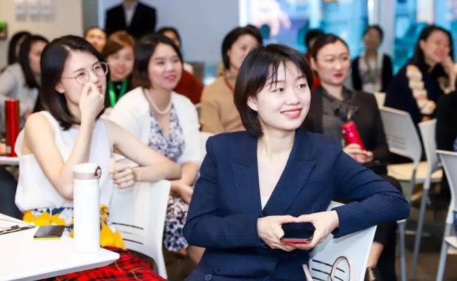 全社会就业人员女性占比