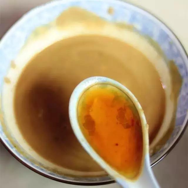 盆里埋滴油5天窜芽20天爆盆怎么回事