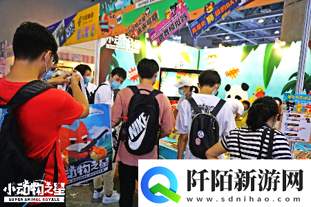 饲养员集结萤火虫漫展小动物之星手游线下火热