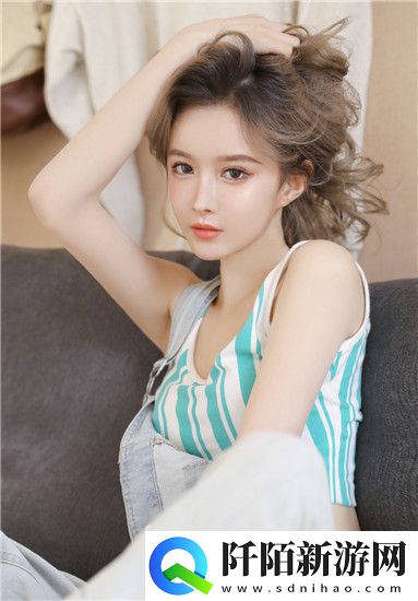 一边下奶一吃敷视频