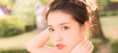 亭亭玉立国色天香四月天