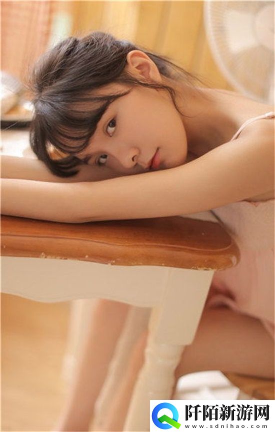 17c一起草最新网名