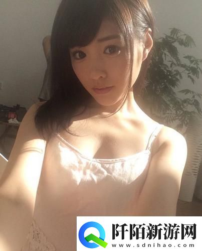 已满十八岁从此进入戴好耳机的聆听体验