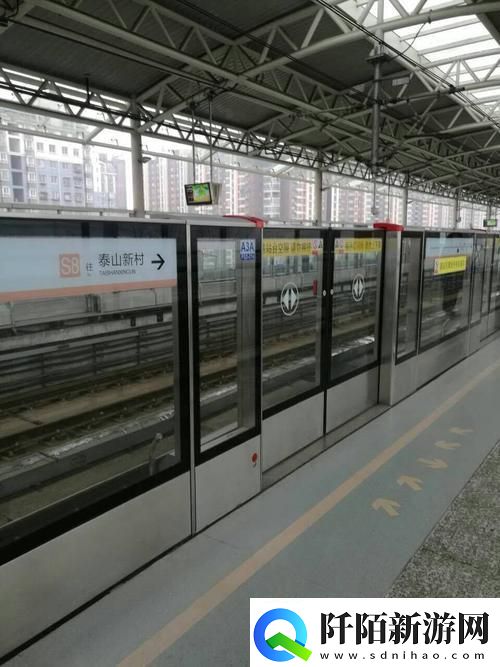 公交ScreenDoor掀起的脑洞风暴笑侃圈内“屏蔽”新姿势